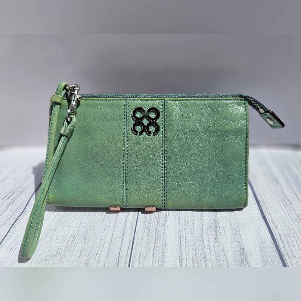 Coach 90's Green Leather Clutch/Wallet/Wristlet